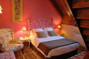 塞尔瓦安希尔斯酒店客房内的一张或多张床位