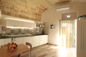 Il Viandante的厨房或小厨房