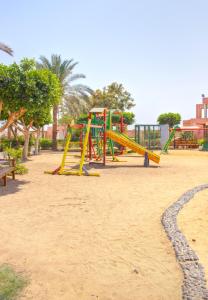 Kefi Palmera Beach Resort El Sokhna - Family Only的儿童游玩区