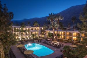 棕榈山Spa度假酒店内部或周边泳池景观