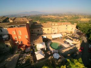 蒙泰普兰多内Residence Borgo Da Mare的相册照片