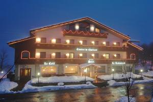 冬天的Hotel Comtes De Challant Albergo Etico Valle d'Aosta