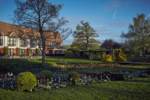 斯特雷特利The Swan, Streatley, Berkshire的相册照片