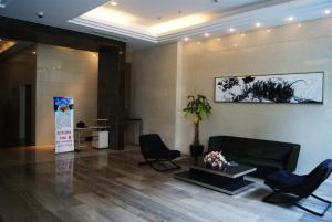 南京凯宾酒店公寓连锁（凯润金城店）大厅或接待区