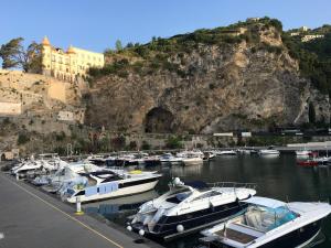 马奥莱阿马尔菲海岸麦奥里海蓝宝石住宿加早餐旅馆的相册照片