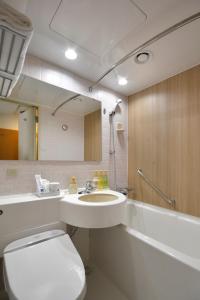 新宿普樂美雅凱賓酒店的一间浴室
