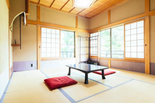 高野山 宿坊 増福院 -Koyasan Shukubo Zofukuin-客房内的一张或多张床位