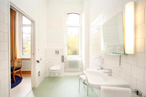 Gäste- und Tagungshaus am Glockengarten的一间浴室
