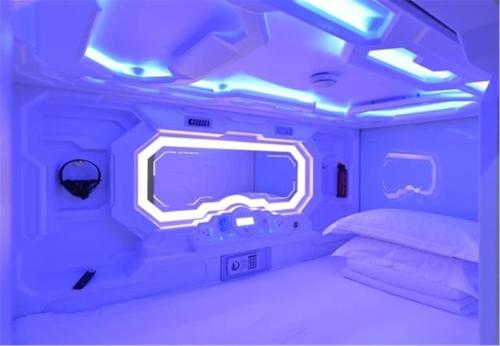 Zhuhai Dreamers Capsule Hotel