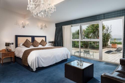 新码头大西洋酒店客房内的一张或多张床位