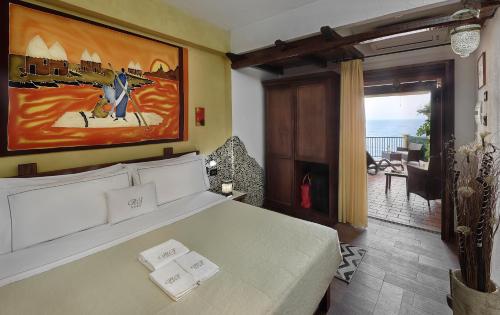 罗卡德拉塞纳酒店客房内的一张或多张床位