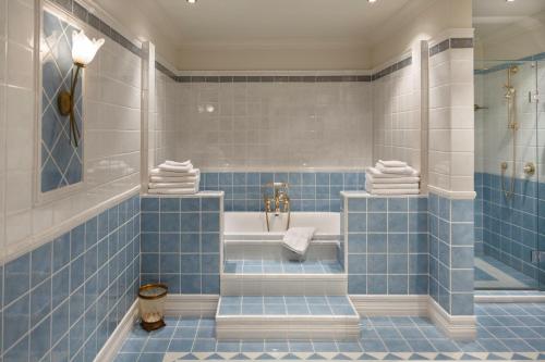 卡拉皮罗湖小屋酒店的一间浴室