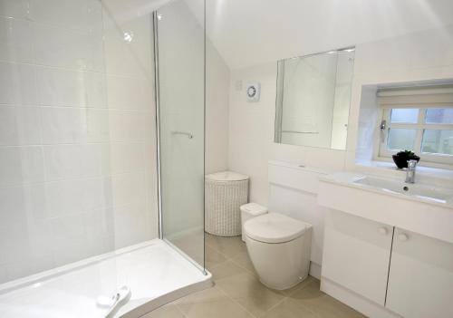 Rural Coastal Self-Catering Accommodation for 8, Near Sandringham Estate, Norfolk的一间浴室