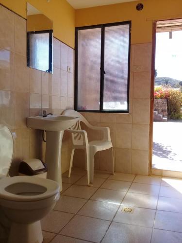 Hostal Tawri的一间浴室