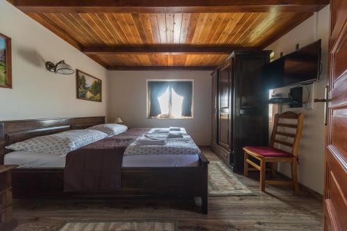 Penzión Zlatá Putňa客房内的一张或多张床位