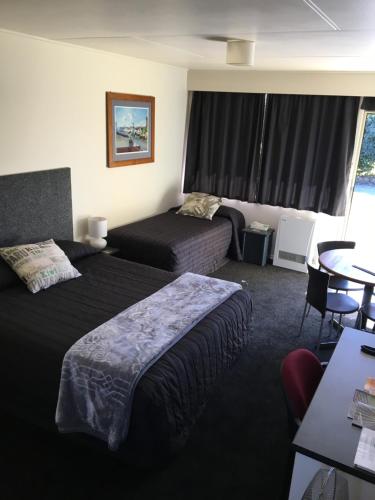 Mount View Motel Hawera客房内的一张或多张床位