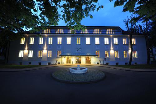 Hotel Der Lindenhof picture 1