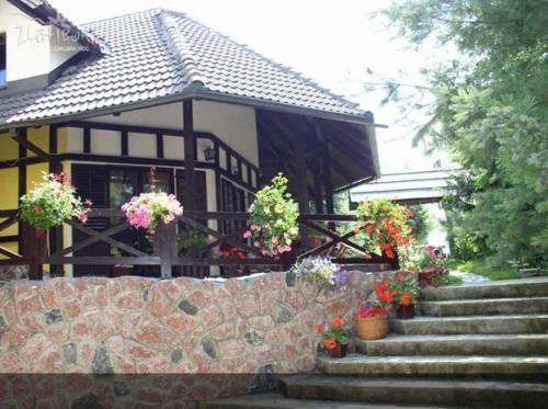 Guest House Alpska Vila平面图