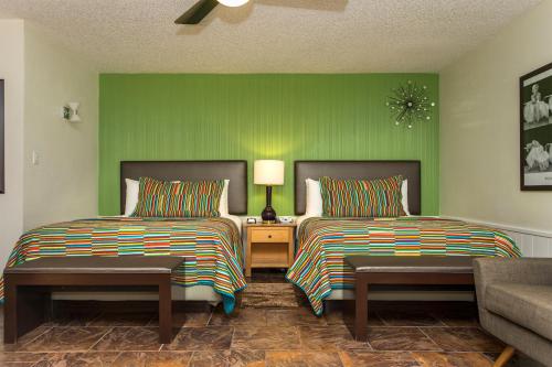 棕榈泉沙漠里维埃拉酒店的相册照片