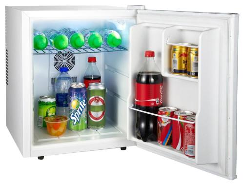 阿尔盖罗B&B MaryGrace的装满饮料和苏打水的开放式冰箱