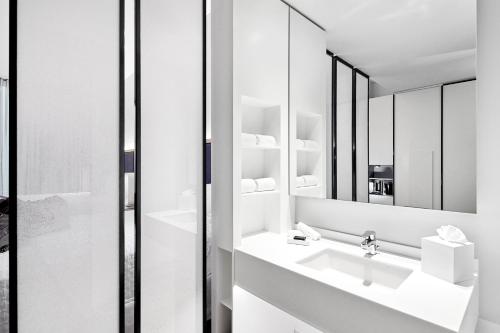 阿文图拉酒店的一间浴室