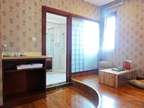 青岛华奇凯帝酒店 的一间浴室