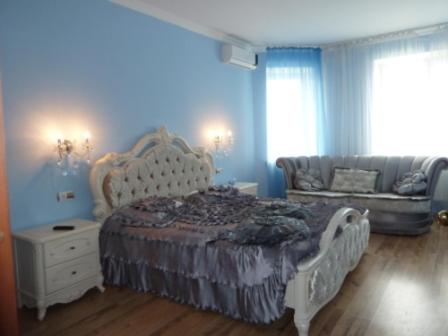 apartment in Chernomorsk (Illichivsk)客房内的一张或多张床位