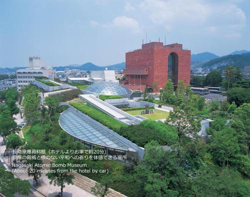 山景或在胶囊酒店看到的山景