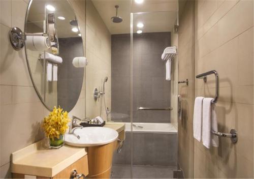 天津盛捷国际大厦服务公寓的一间浴室