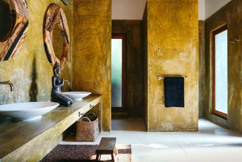 Kumara Luxury Villa的一间浴室