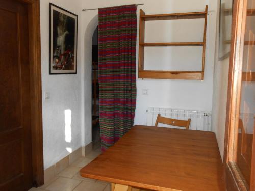 安布洛兹山谷旅游旅舍客房内的一张或多张床位