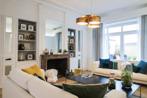 Luxueux logement Bourgeois de 250 M2 climatisé的休息区
