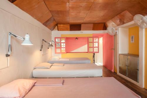 博卡旅舍客房内的一张或多张双层床