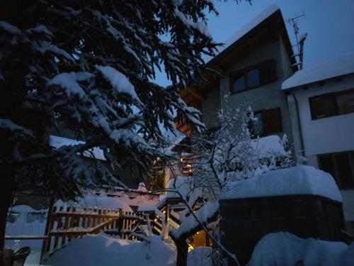 奥斯塔欧洲滑雪住宿加早餐旅馆的相册照片