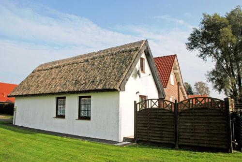 Ferienhaus mit Reetdach am Lobber picture 1