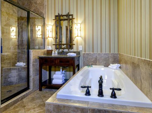 拉尼尔群岛传统度假酒店的一间浴室