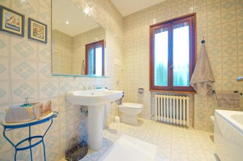 Treviso Casa Magnolie wi-fi的一间浴室