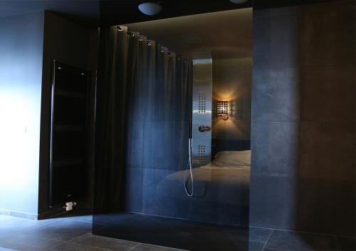 Hotel Goodnight Antwerp的一间浴室