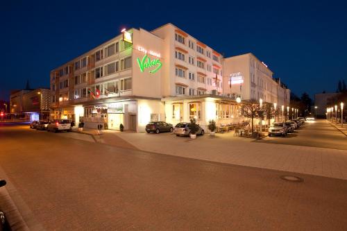城市瓦卢瓦酒店图片
