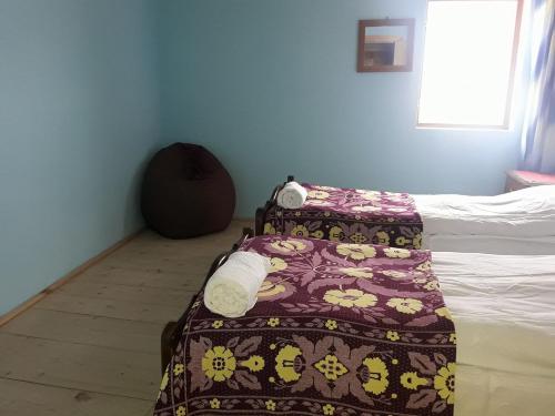乌斯古里里霍旅馆客房内的一张或多张床位