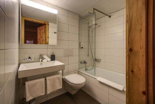 维内格酒店的一间浴室