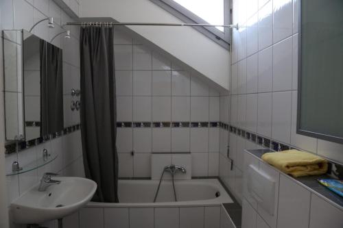 Wohlfühlapartment的一间浴室