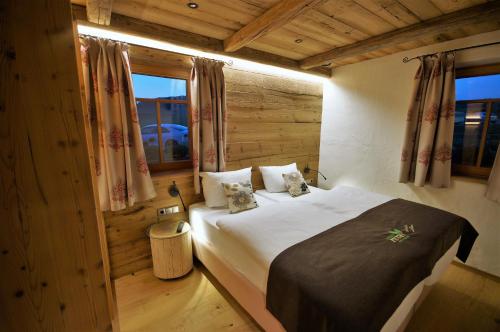 Chalets Petry Spa & Relax客房内的一张或多张床位