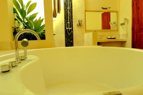普瑞沙丽海滩酒店的一间浴室