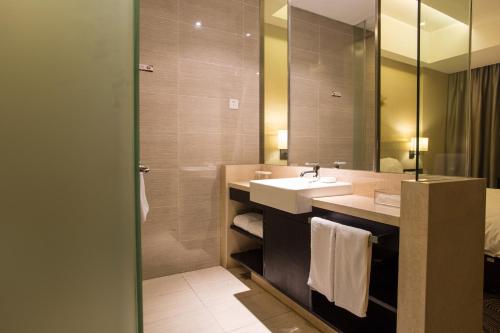 锦江都城合肥天鹅湖酒店的一间浴室