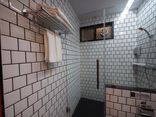 PS斯普利弗酒店的一间浴室