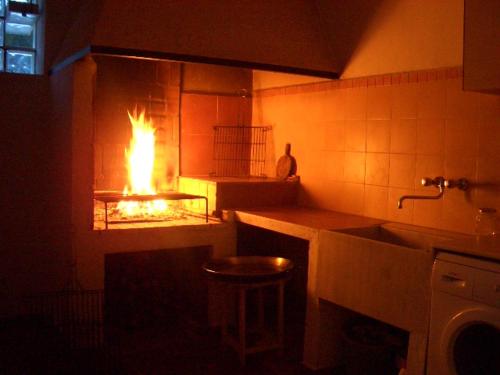 Casilla del Pinar的厨房或小厨房