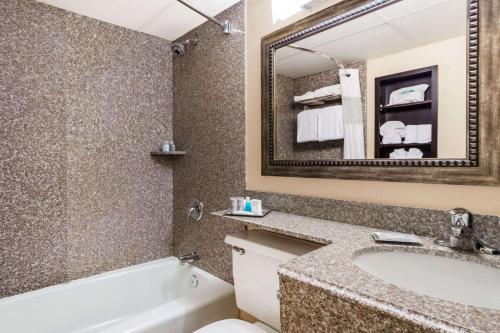 斯特尔沃特广场酒店的一间浴室