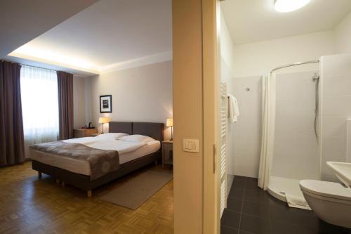 Hotel Slamič Ljubljana的一间浴室