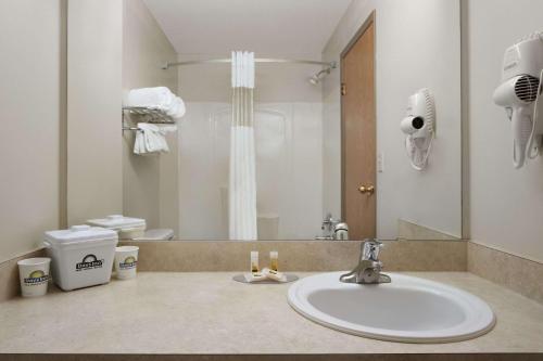 马鹿戴斯酒店的一间浴室